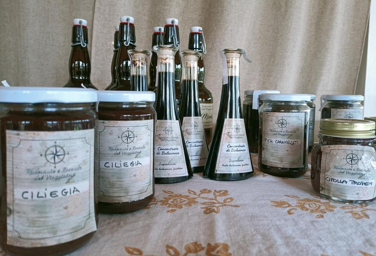 Osteria E Locanda Del Viaggiatore Russi Екстериор снимка