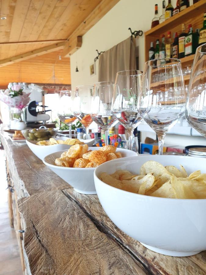 Osteria E Locanda Del Viaggiatore Russi Екстериор снимка