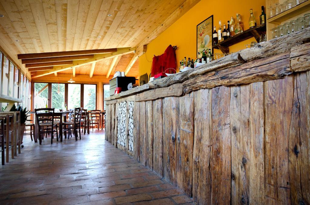 Osteria E Locanda Del Viaggiatore Russi Екстериор снимка